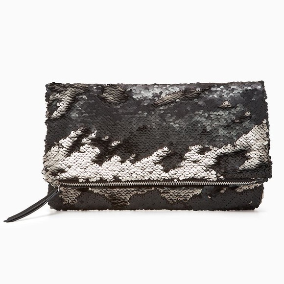 Stella & Dot Handbags - Stella and Dot sequined clutch